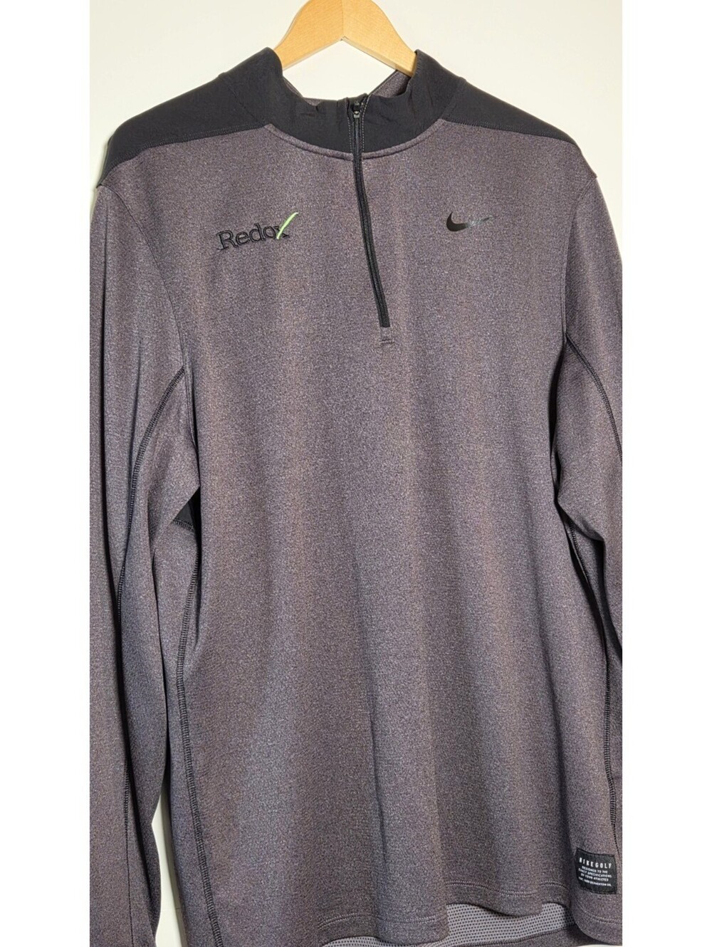 Nike Golf Men's Long Sleeve Half-Zip Pullover